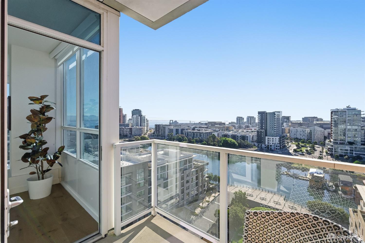 300 Berry Street # 1408