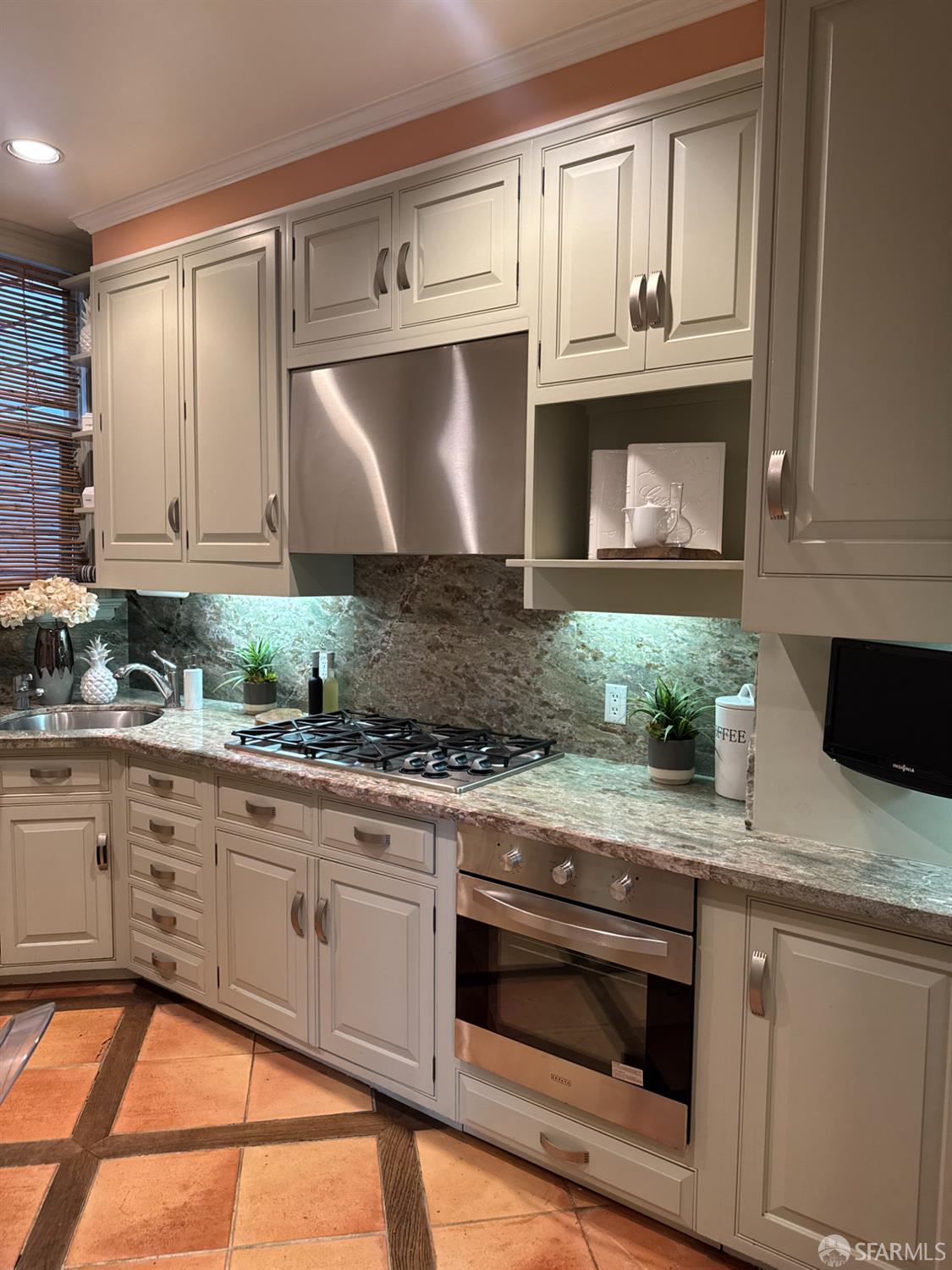 1701 Broadway Street # 2