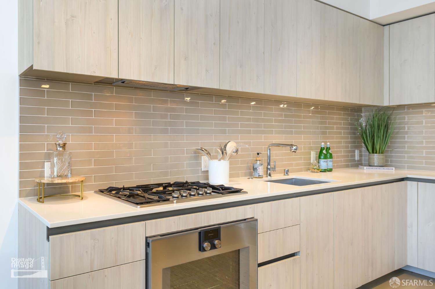 1000 3rd Street # 505