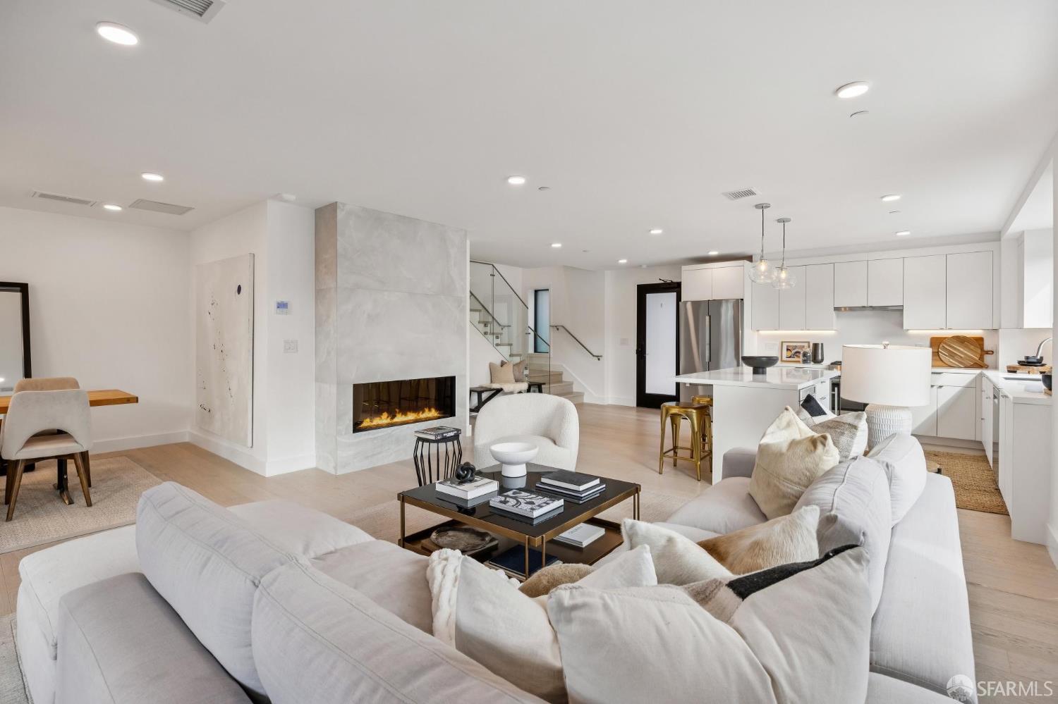 4135 California Street # 1