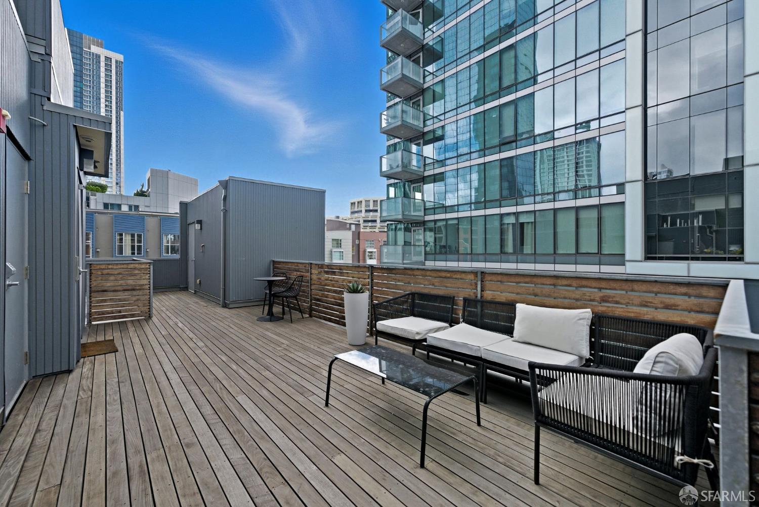 19 Tehama Street # 4