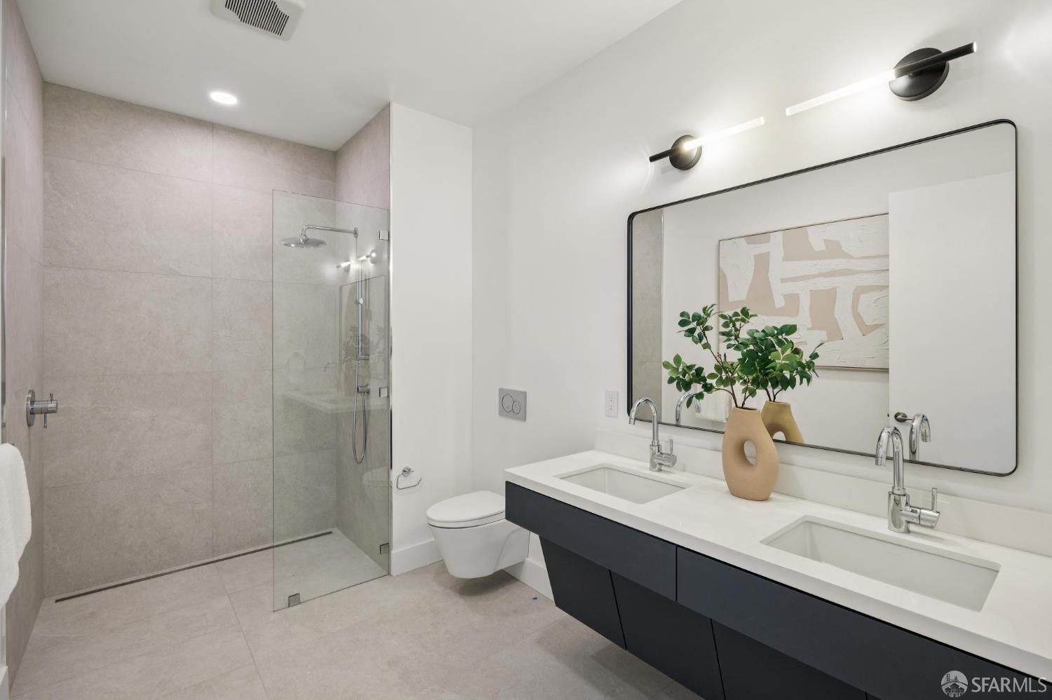 4135 California Street # 7