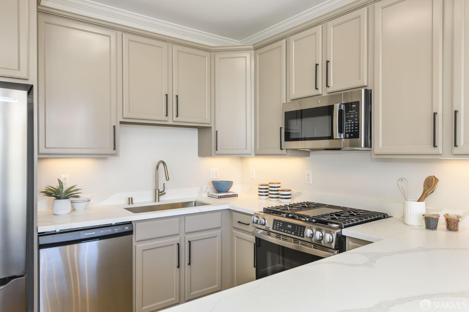 308 Shotwell Street # 2