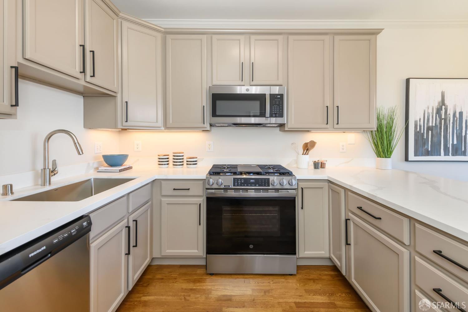 308 Shotwell Street # 2