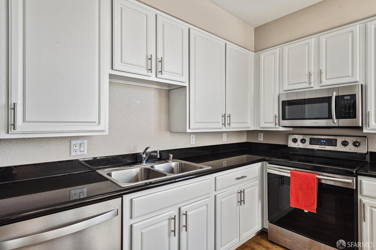 1121 40th Street # 5405