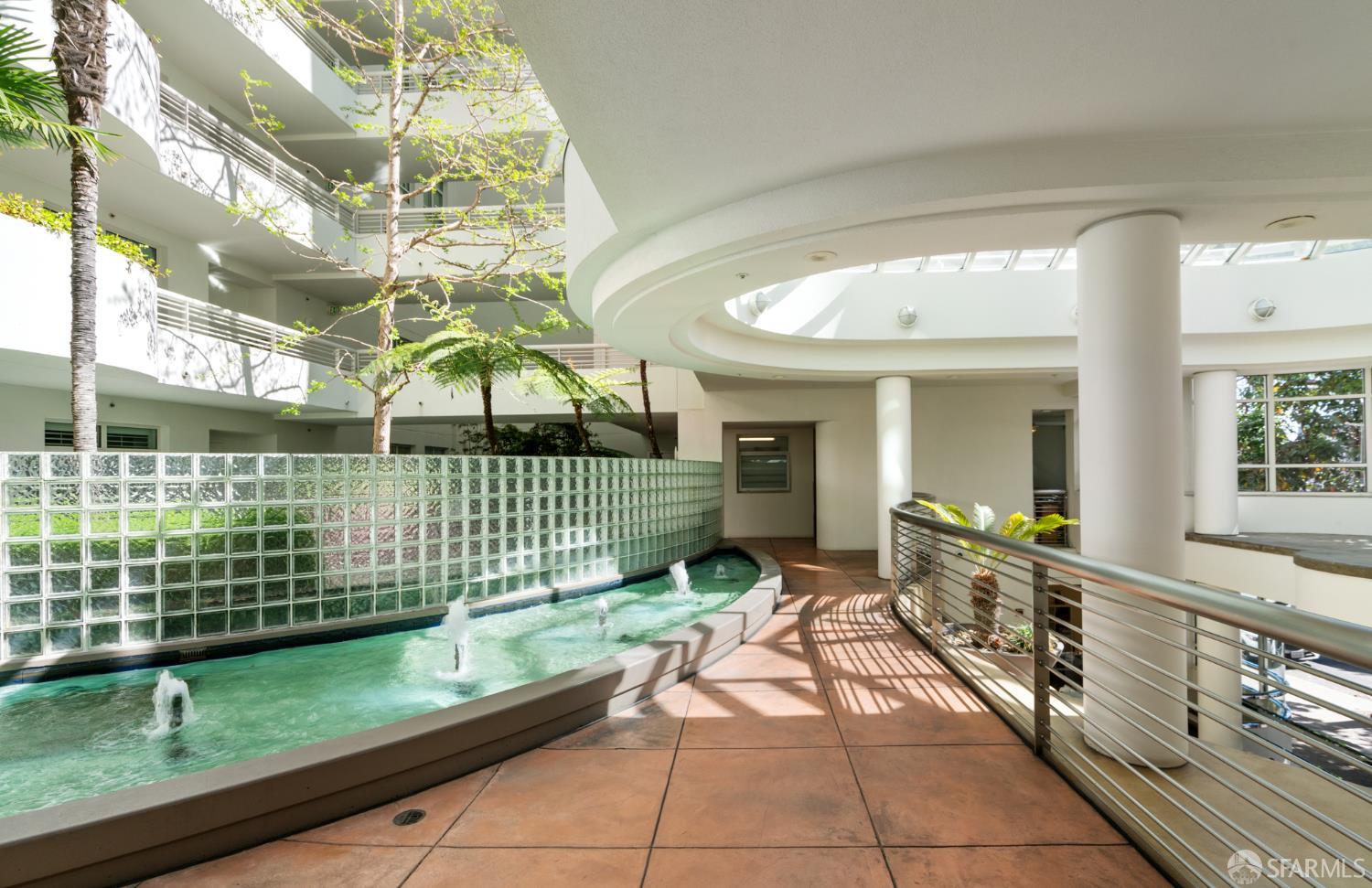 403 Main Street # 208N