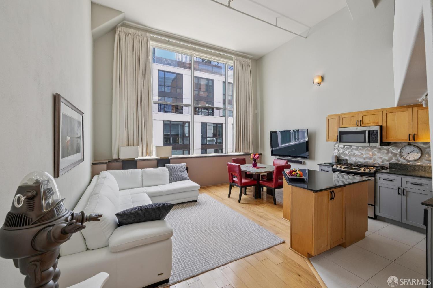 18 Lansing Street # 302