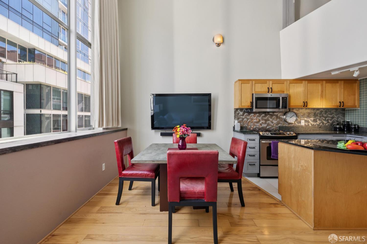 18 Lansing Street # 302