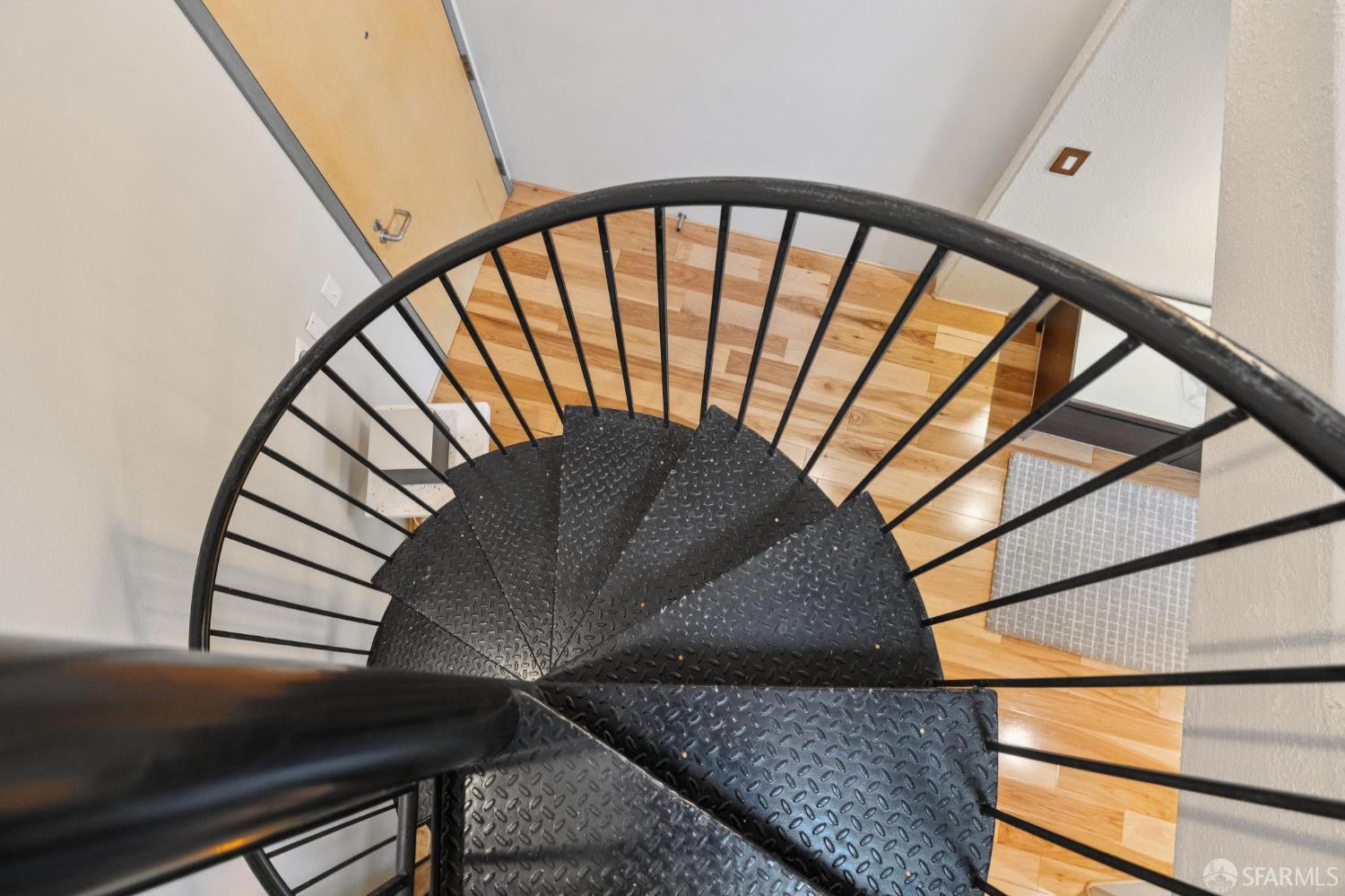 18 Lansing Street # 302