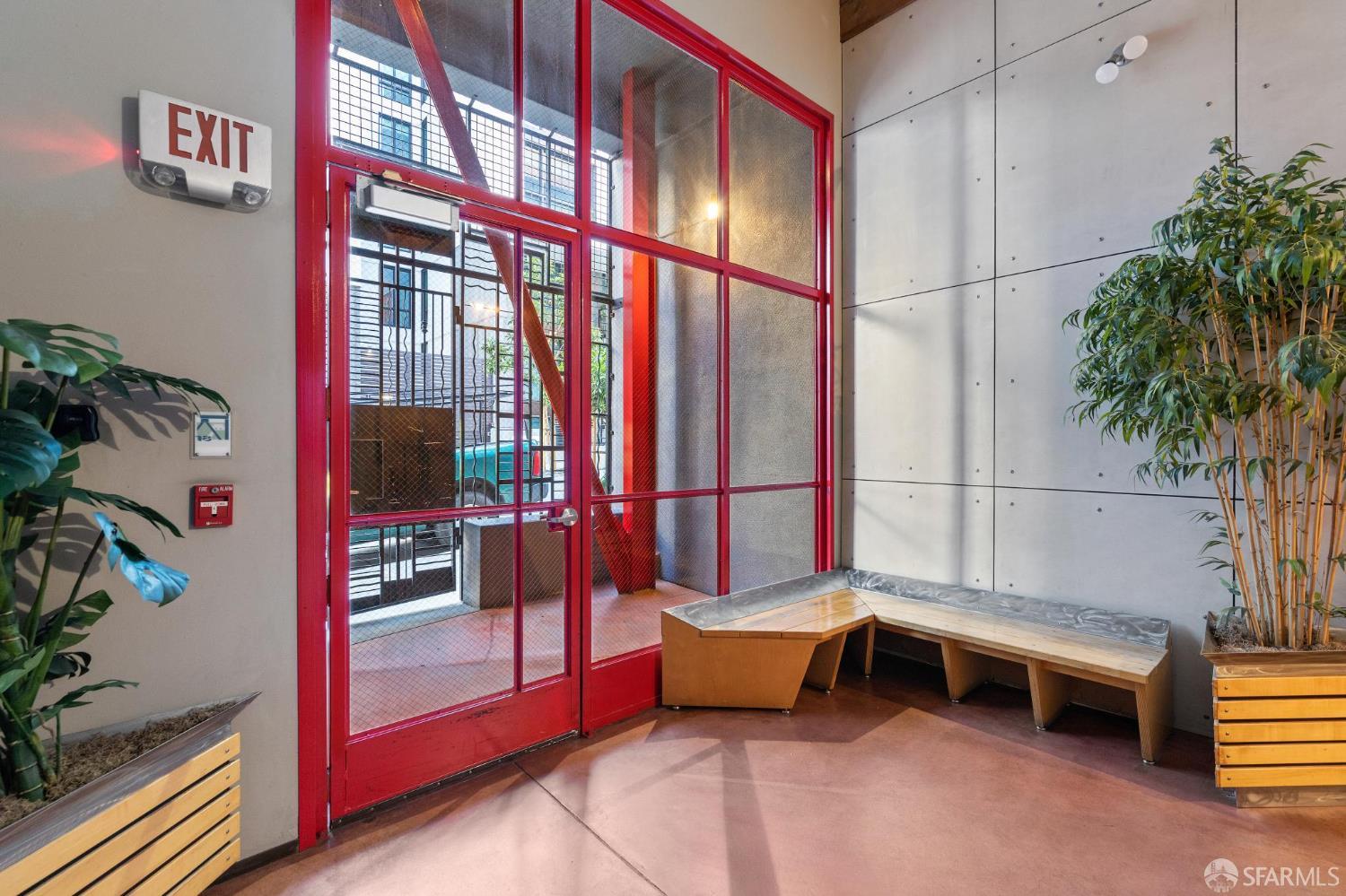 18 Lansing Street # 302