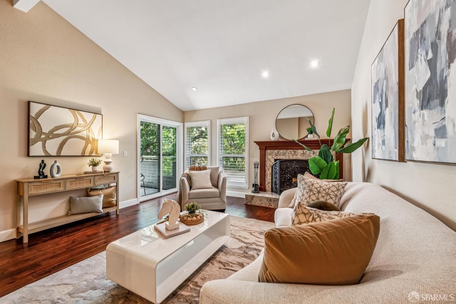 1652 San Miguel Drive