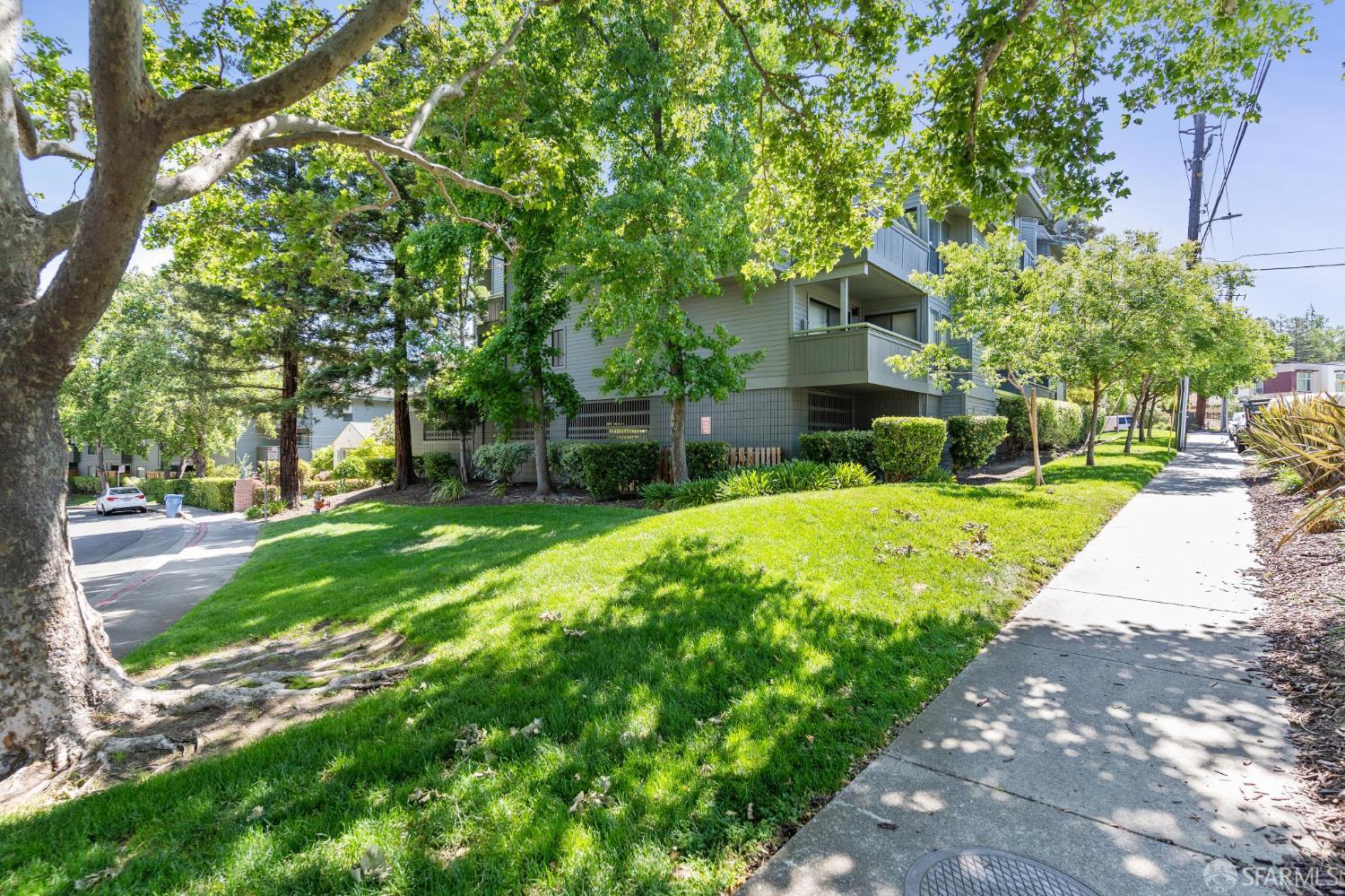 1652 San Miguel Drive