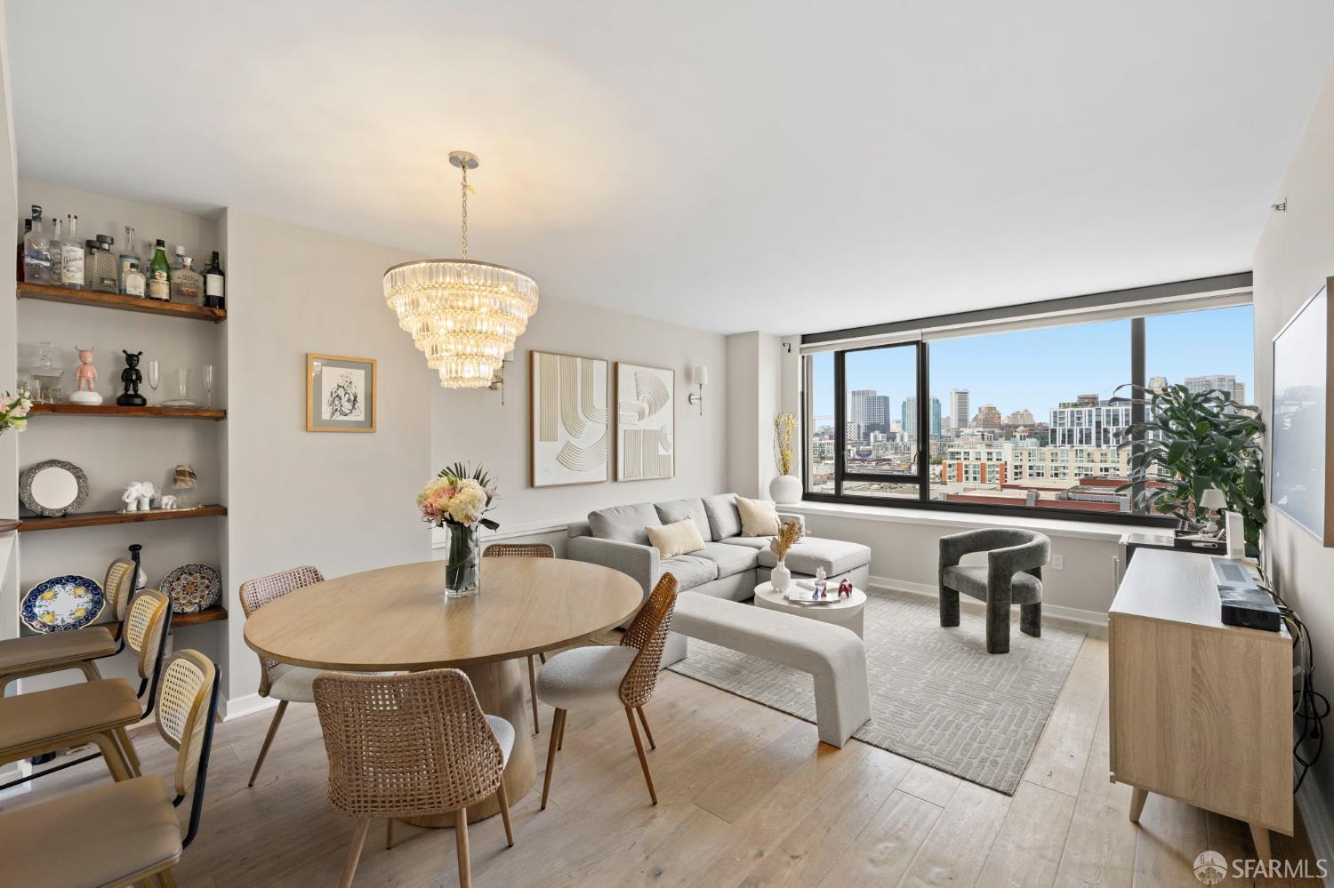 260 King Street # 1009