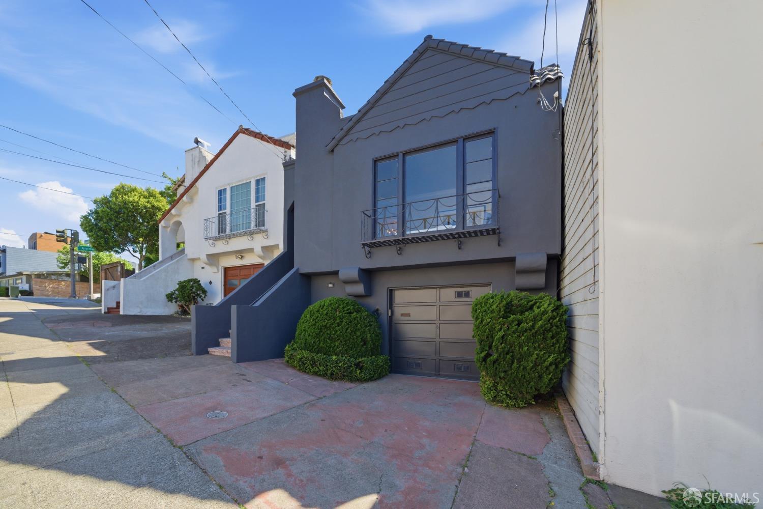 115 Santa Rosa Avenue