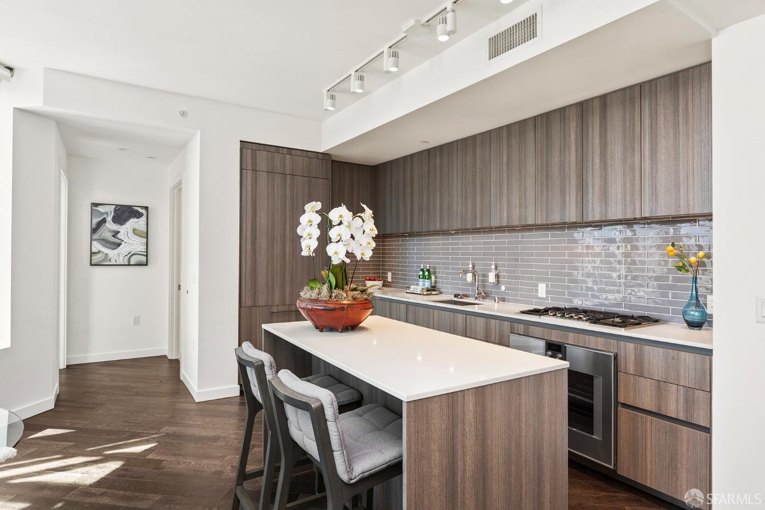 1000 3rd Street # 1206