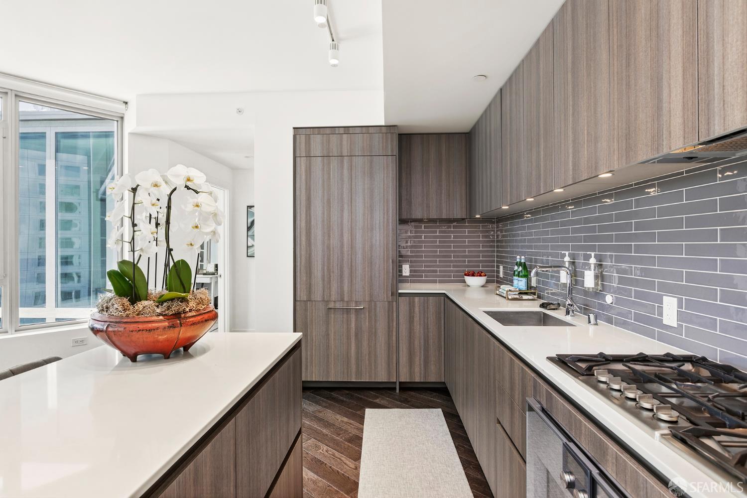 1000 3rd Street # 1206