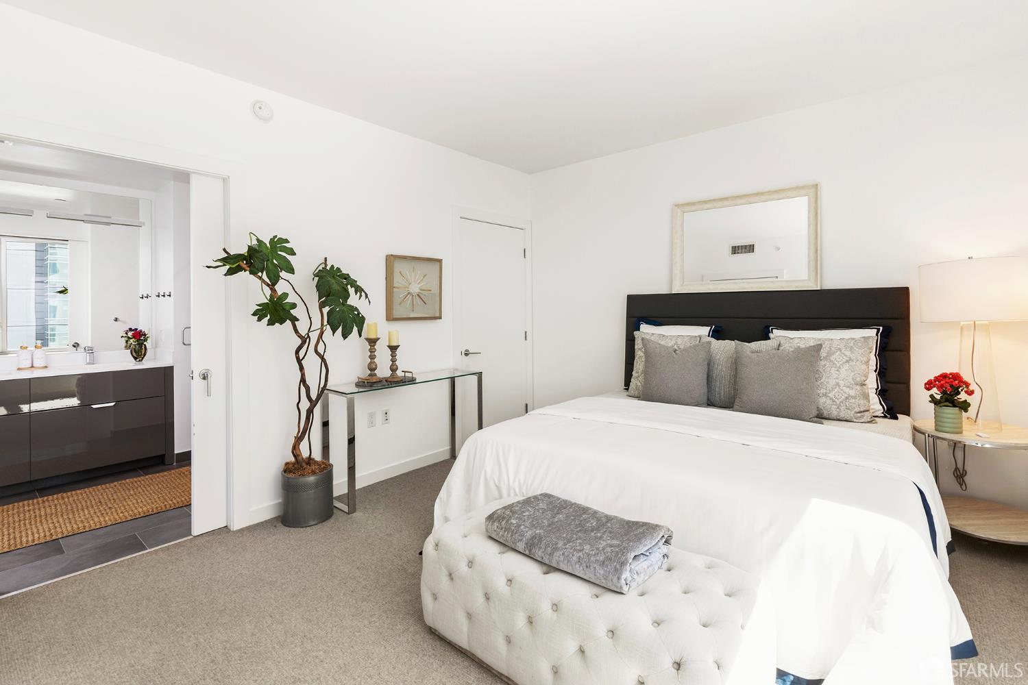 1000 3rd Street # 1206