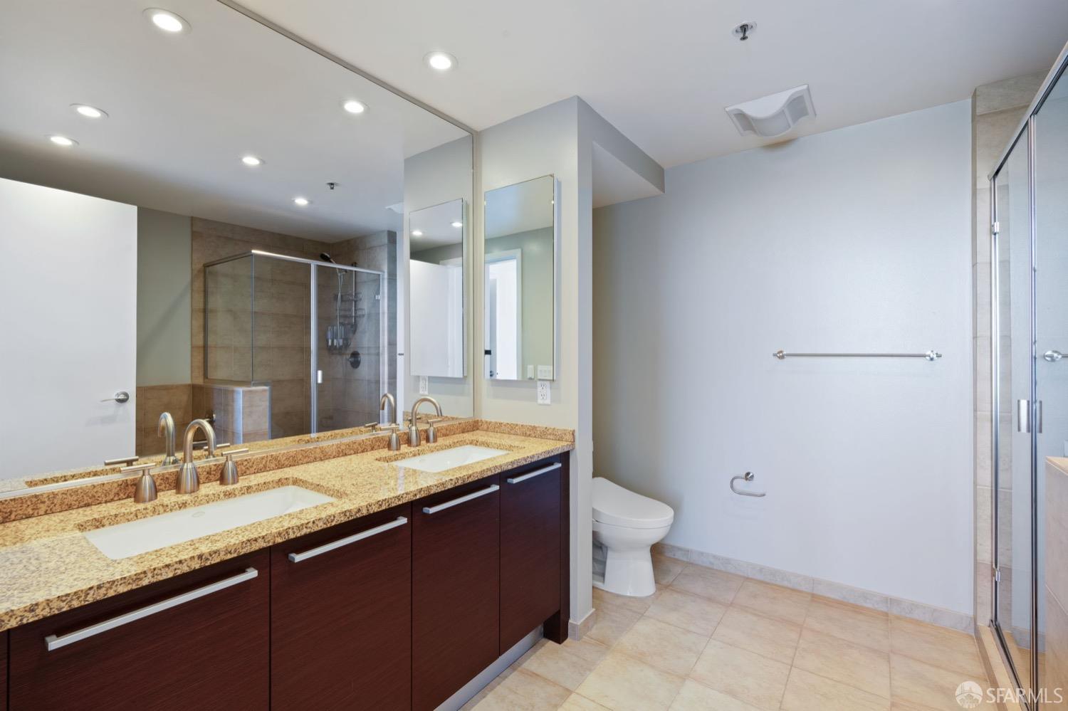 425 1st Street # 5402