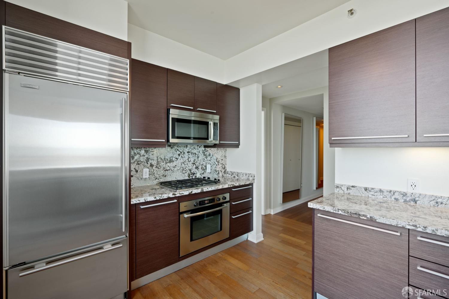 425 1st Street # 5402