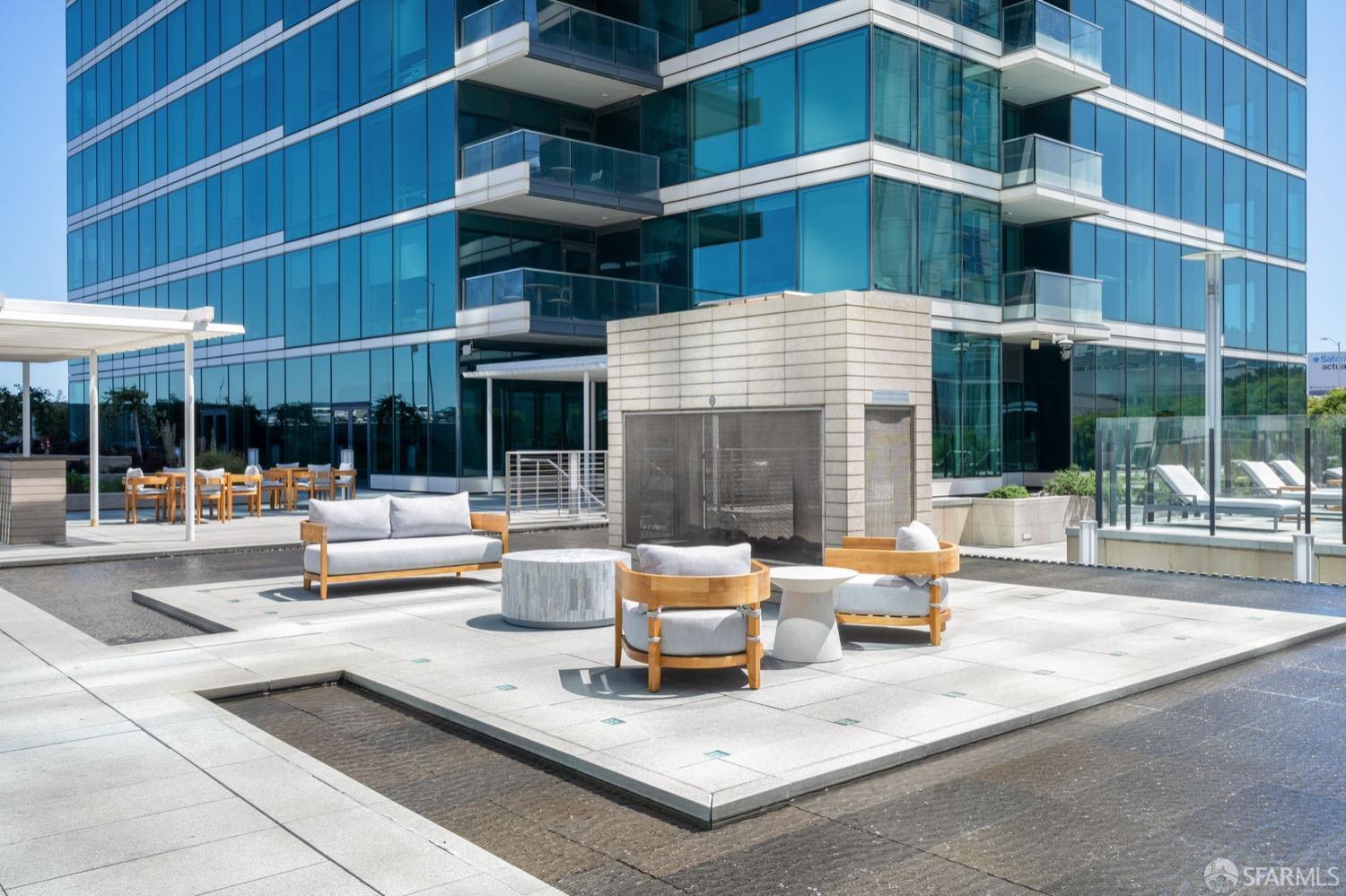 425 1st Street # 5402