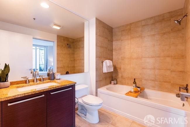 425 1st Street # 2607