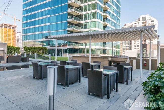 425 1st Street # 2607