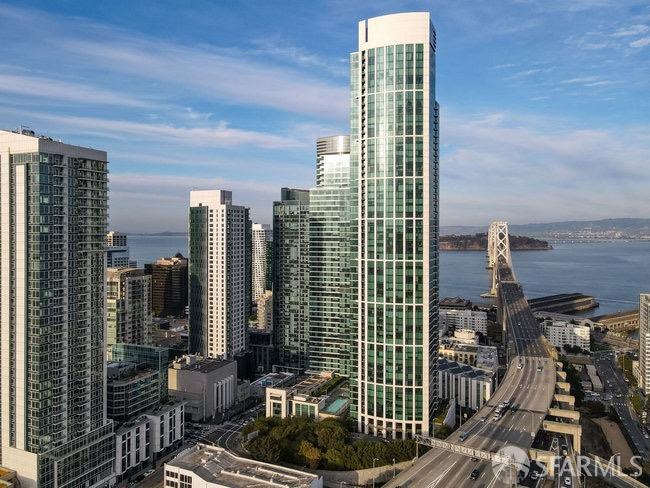 425 1st Street # 2607