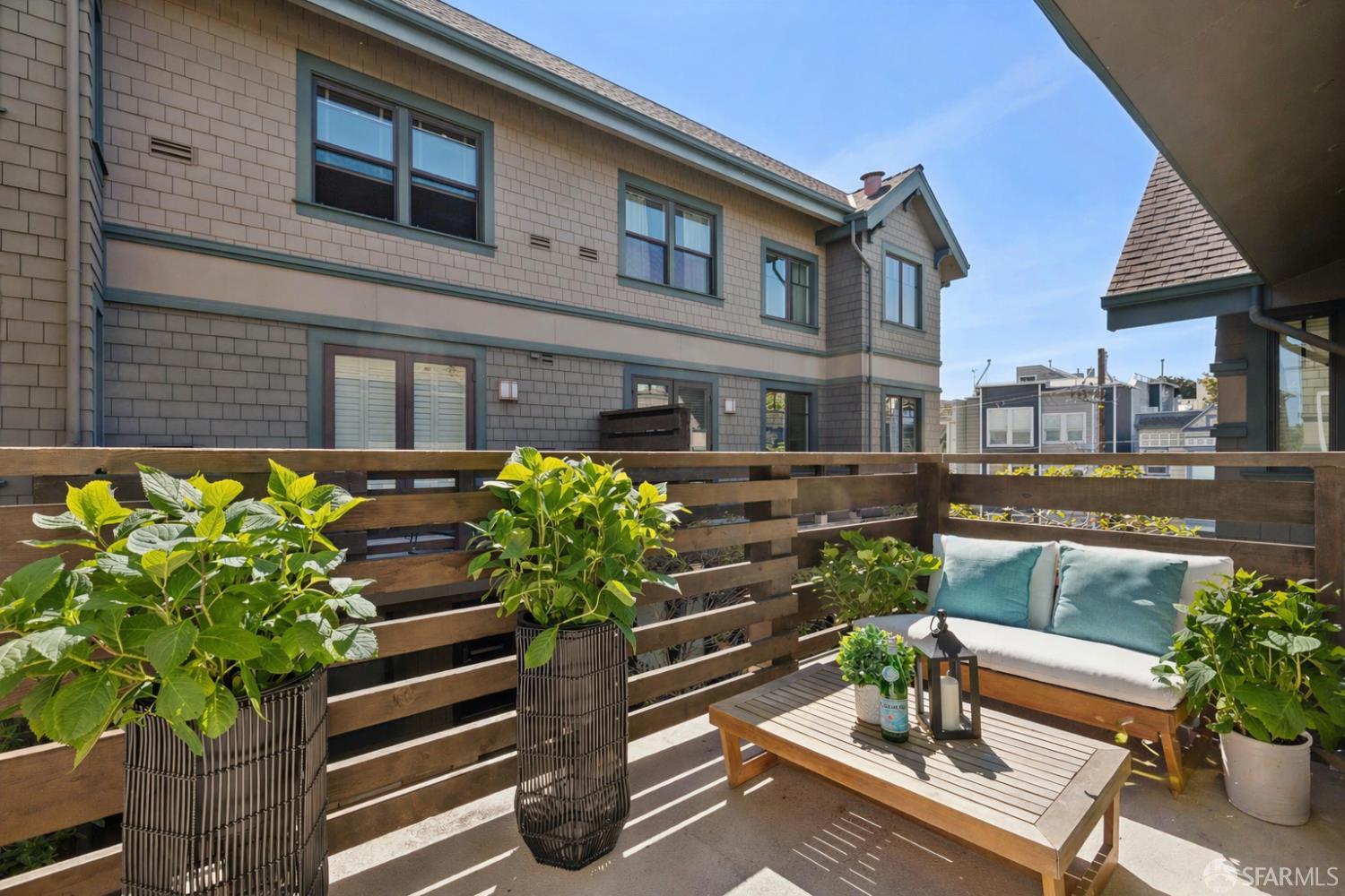 350 Broderick Street # 320