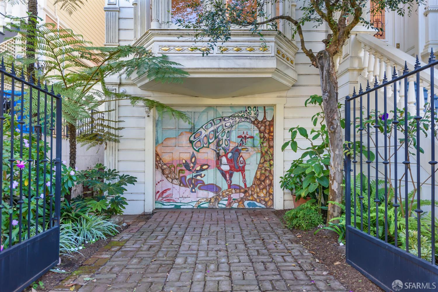 1283 Page Street