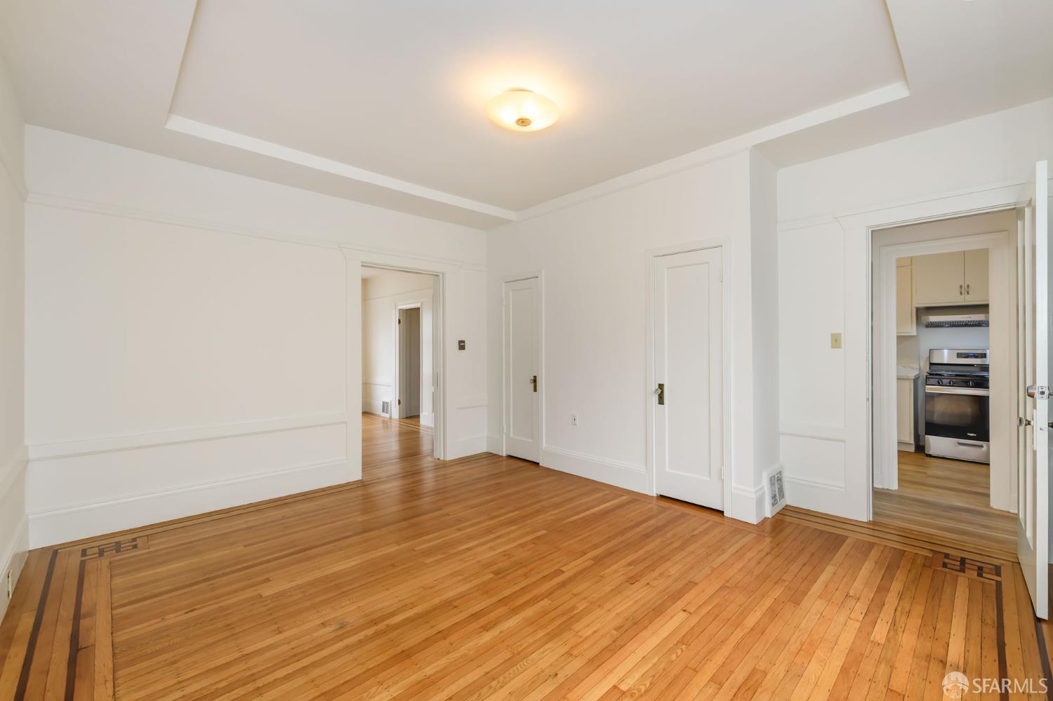 521-521 1/2 Judah Street