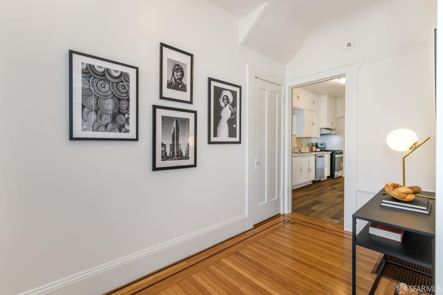 521-521 1/2 Judah Street