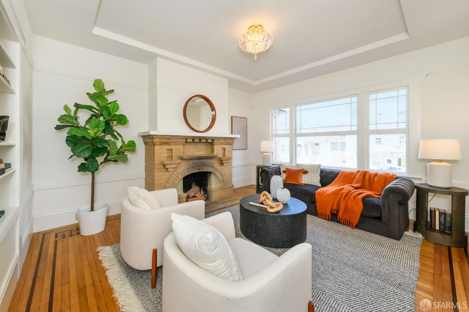 521-521 1/2 Judah Street