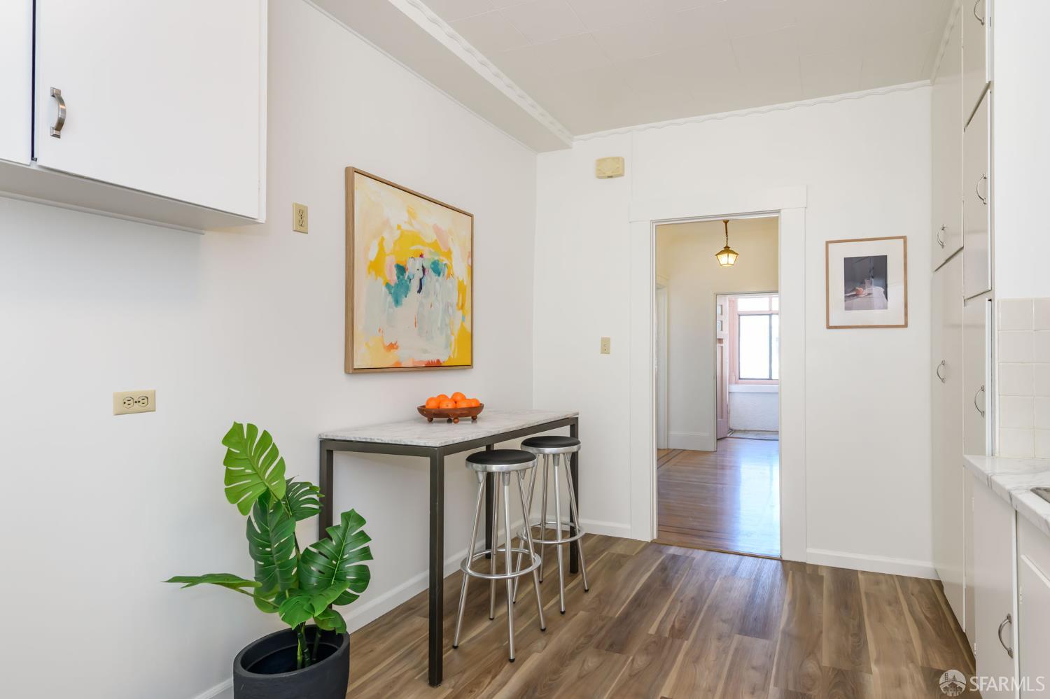 521-521 1/2 Judah Street