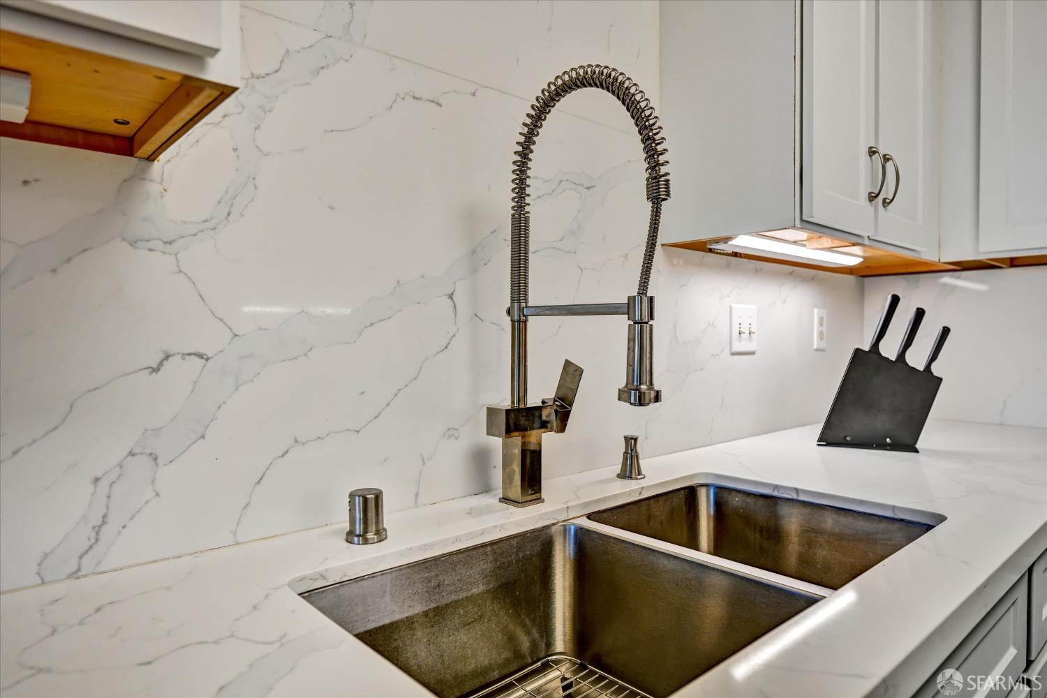 2407 Telegraph Avenue # 504