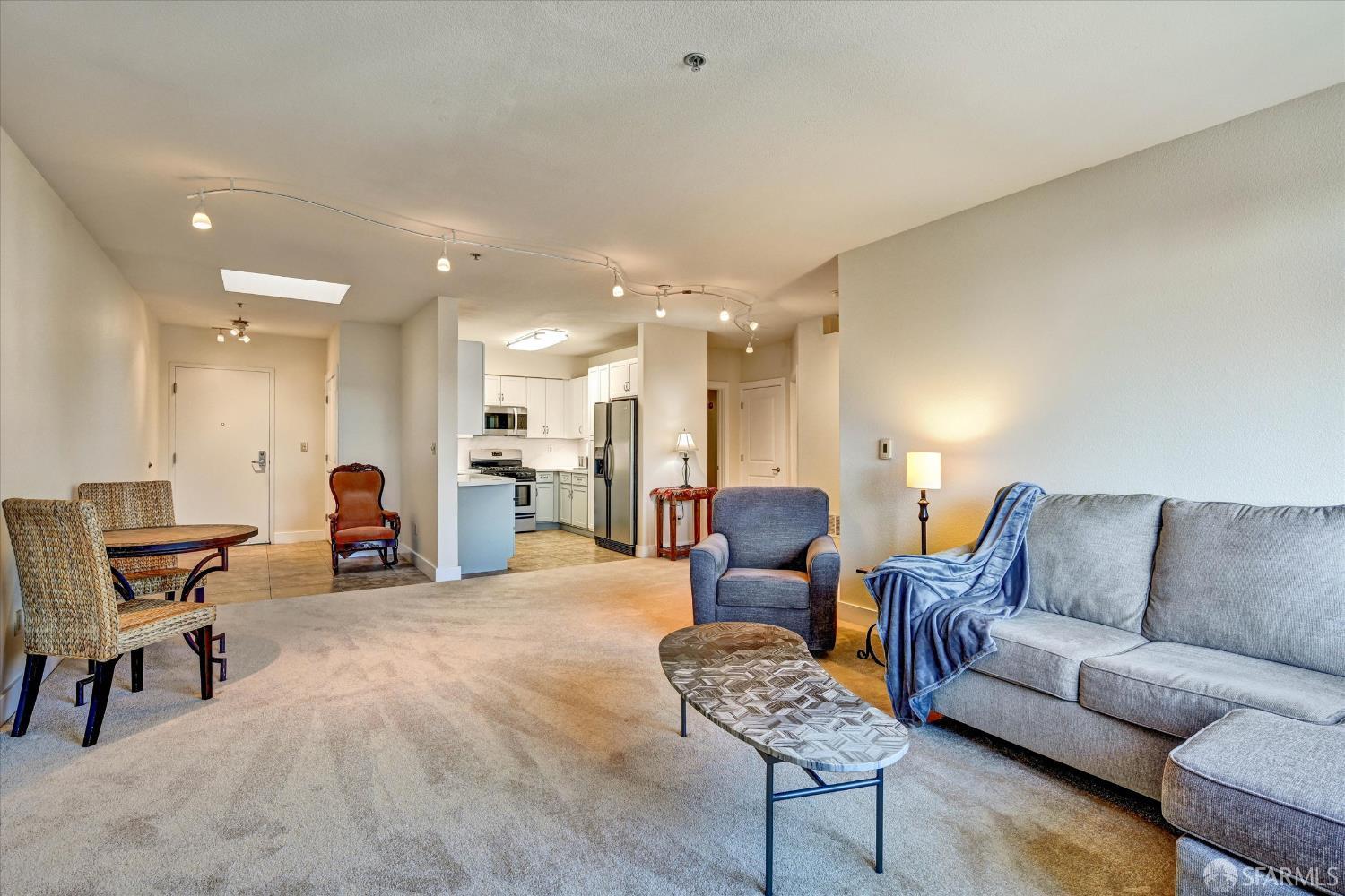 2407 Telegraph Avenue # 504