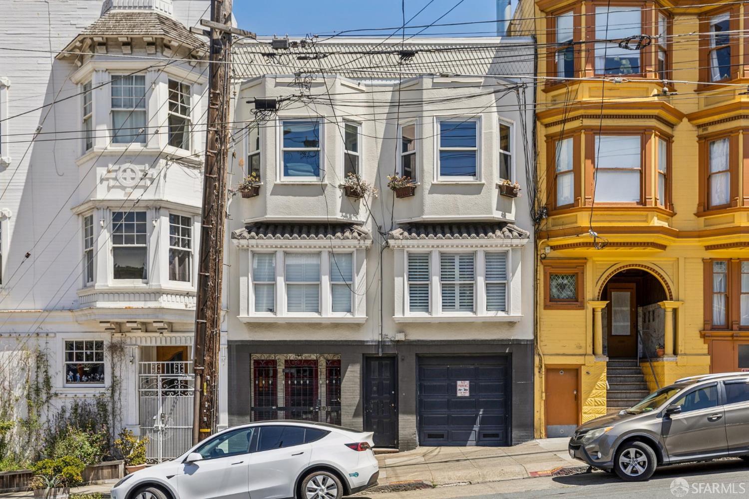 609 Castro Street # B