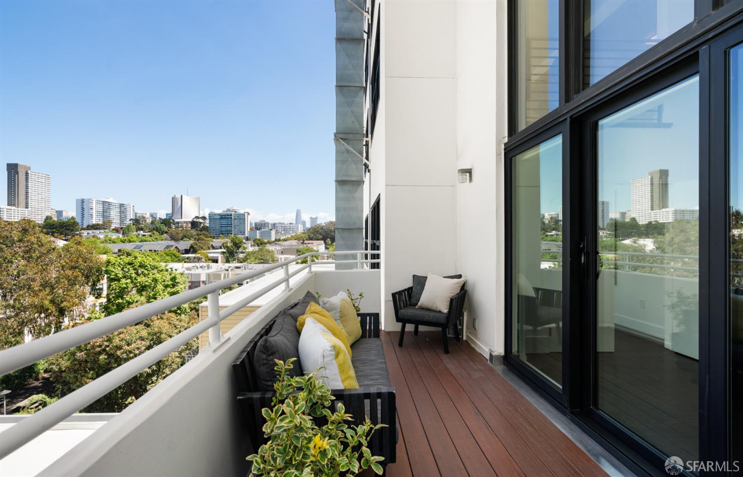 1366 Turk Street # 5A