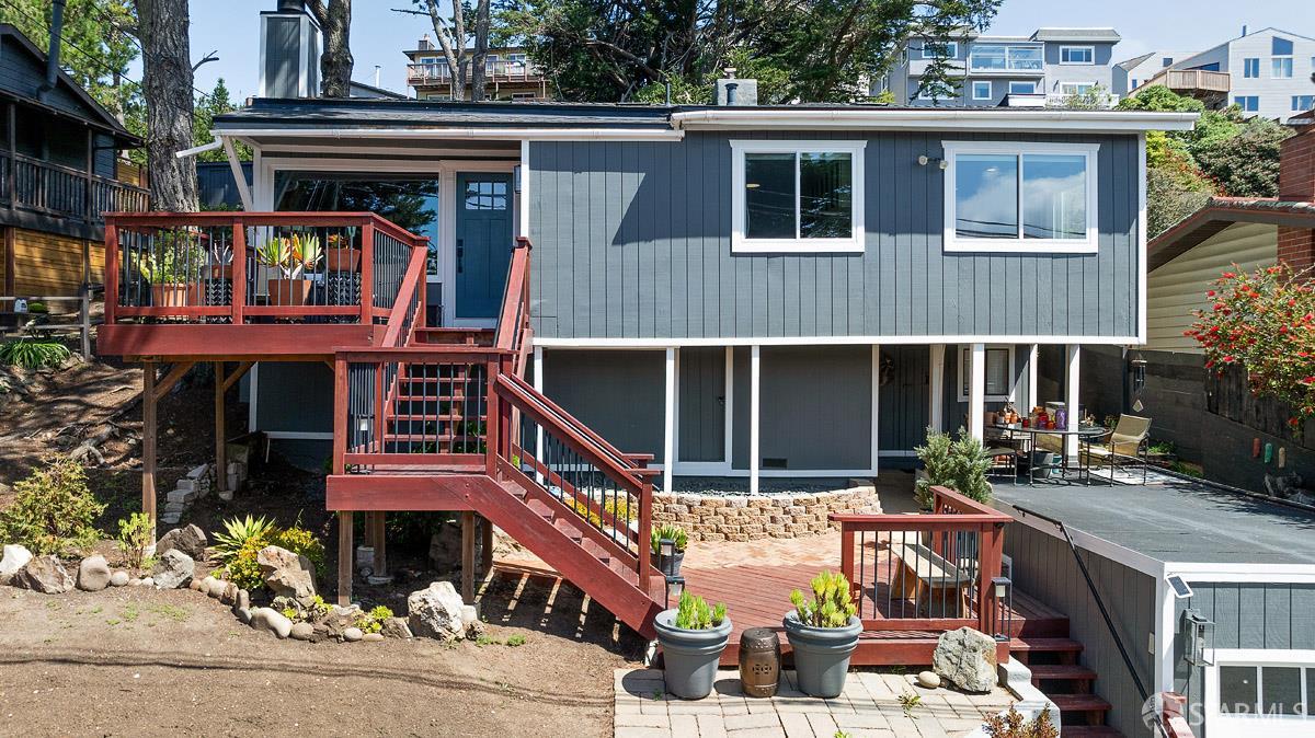377 Beaumont Boulevard