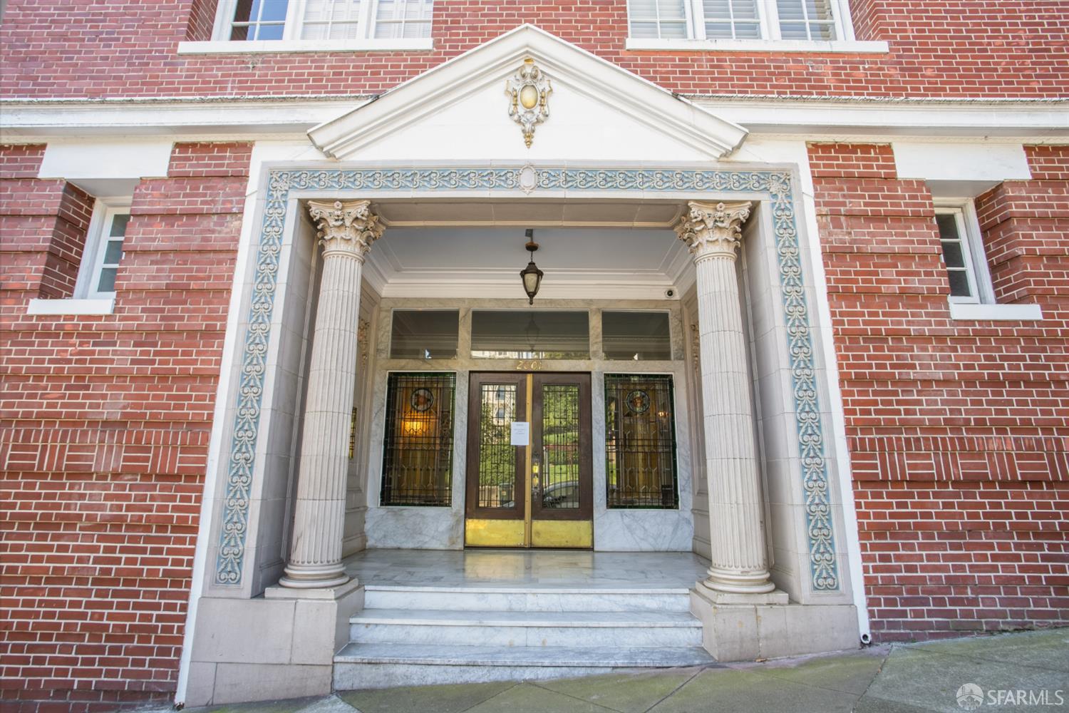 2001 Sacramento Street # 9