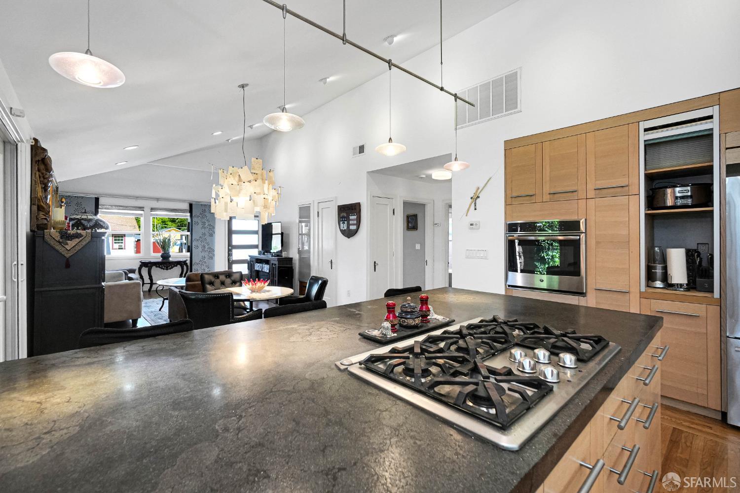 1550 5th Street