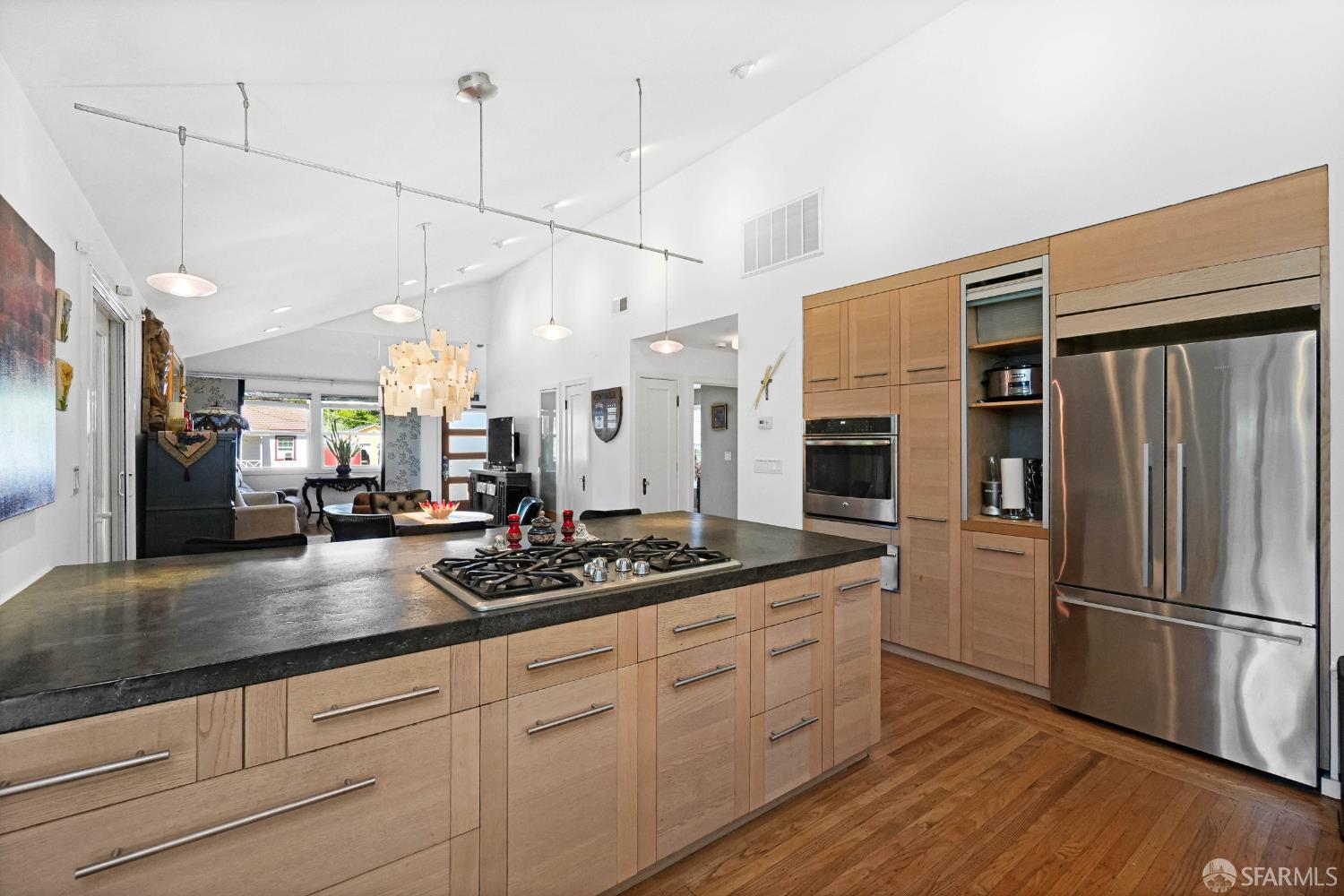 1550 5th Street