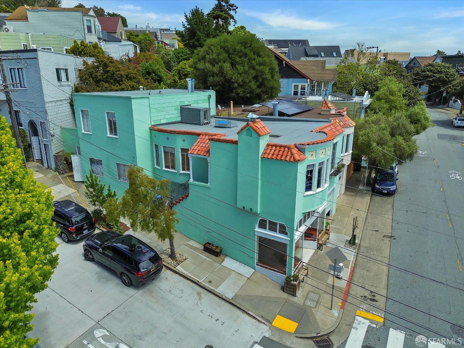 3121-3124 Castro Street