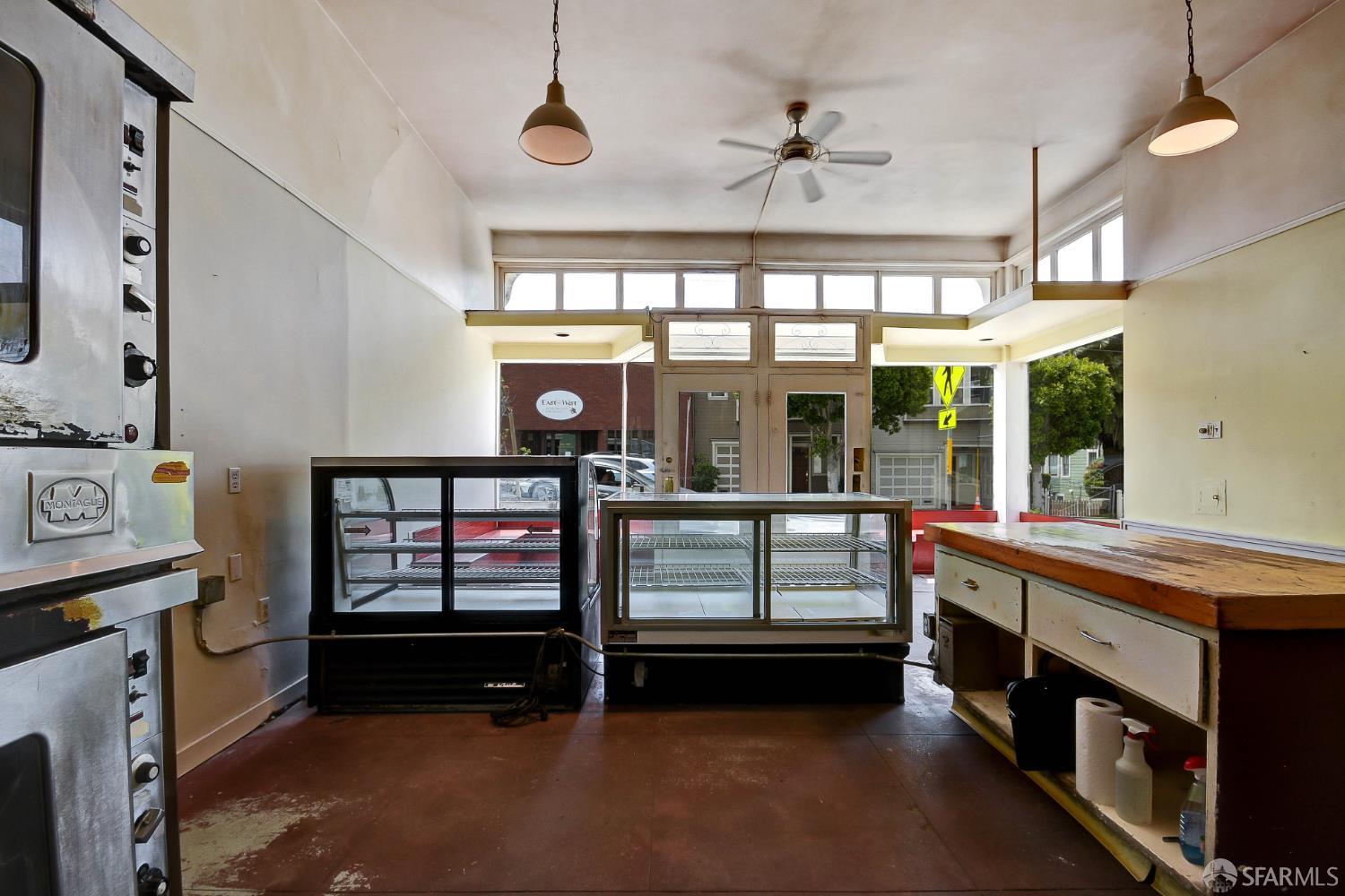 3121-3124 Castro Street