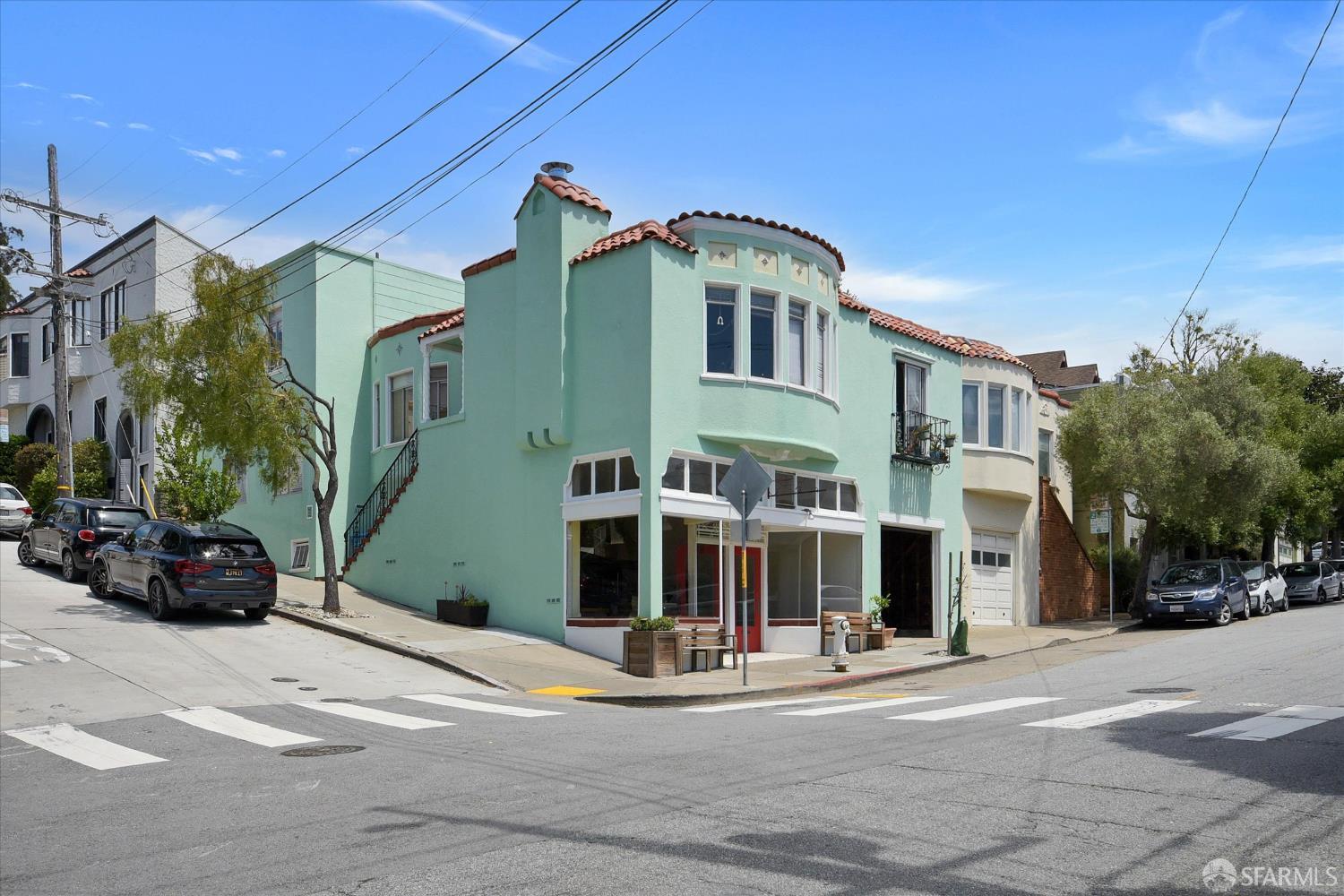 3121-3124 Castro Street