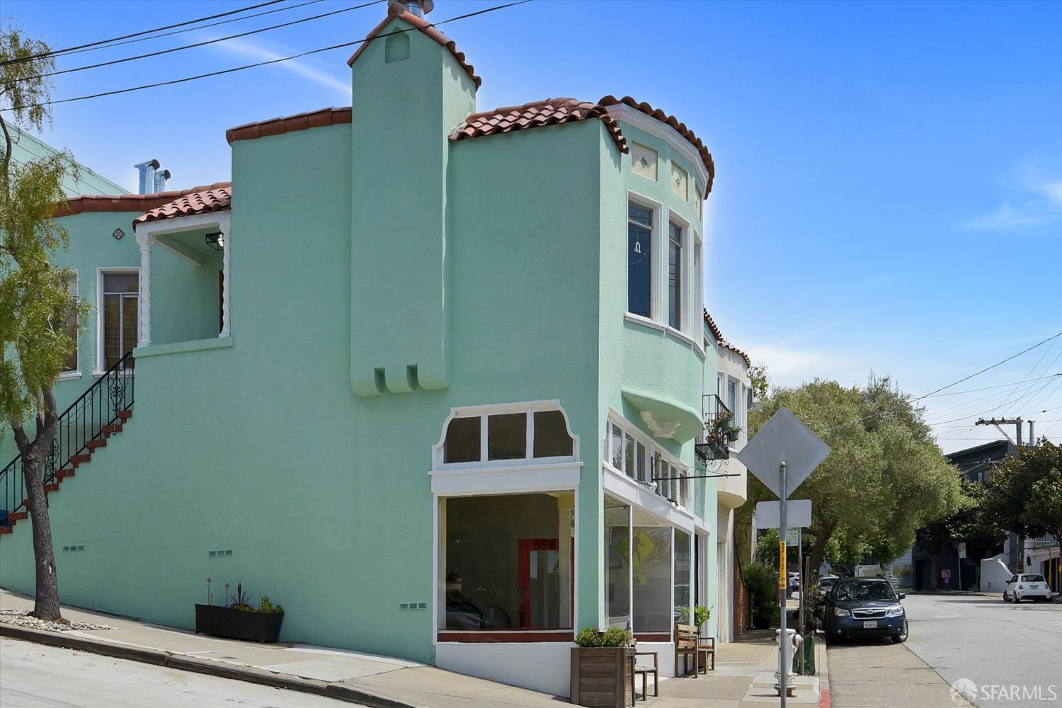 3121-3124 Castro Street