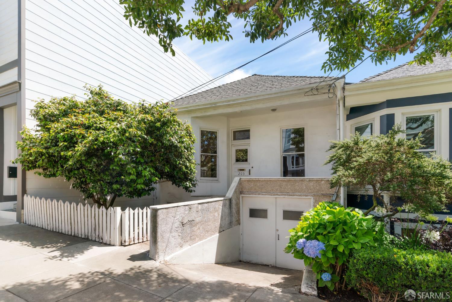 203 Hoffman Avenue