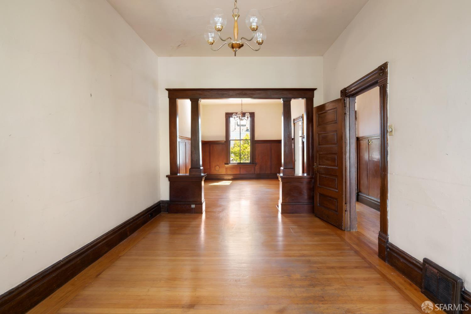 203 Hoffman Avenue
