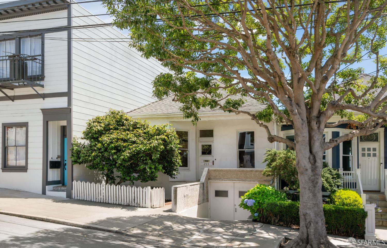 203 Hoffman Avenue