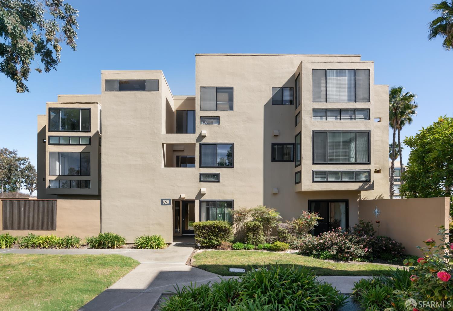 920 Beach Park Boulevard # 42