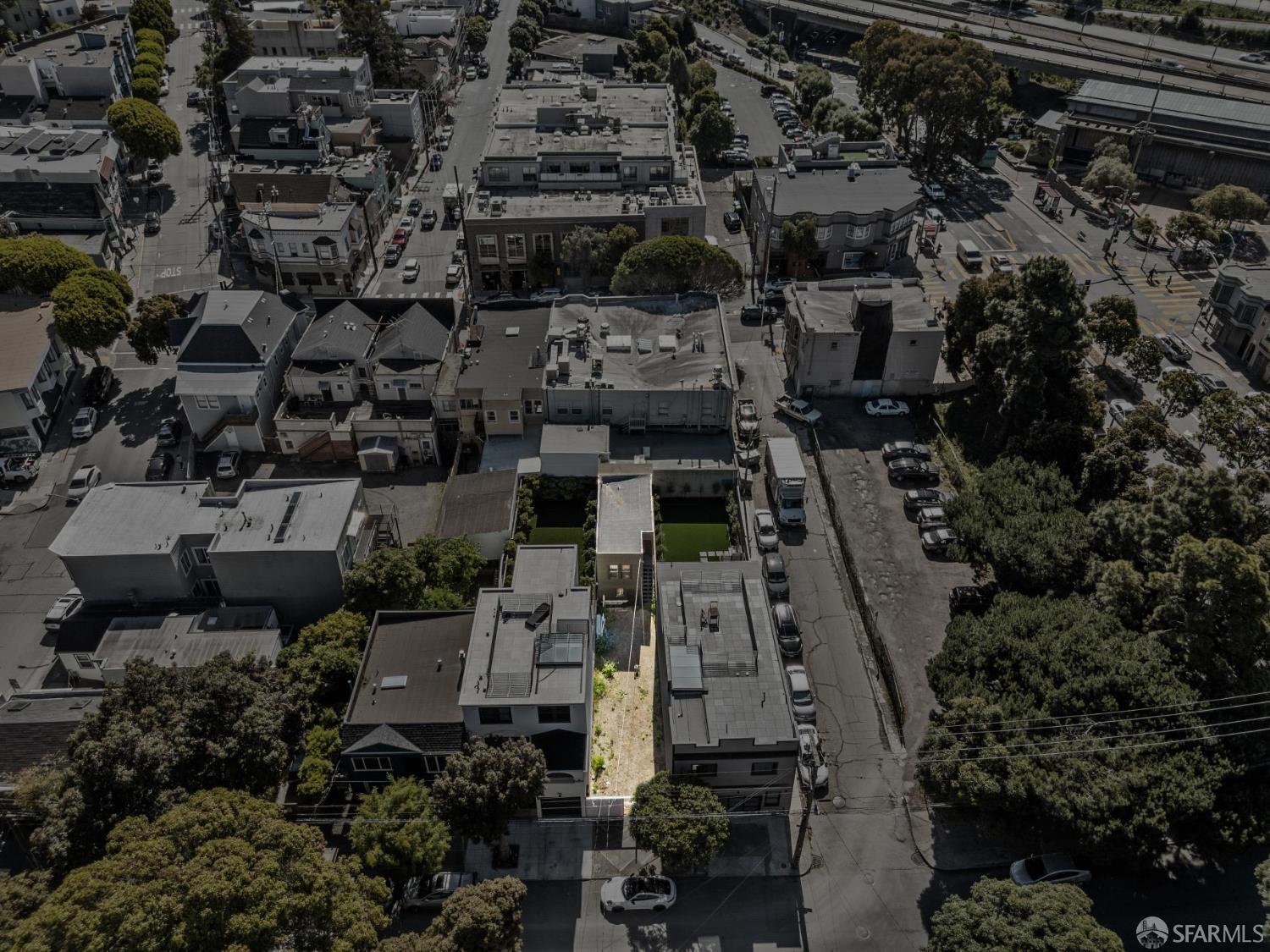 23 Brompton Avenue